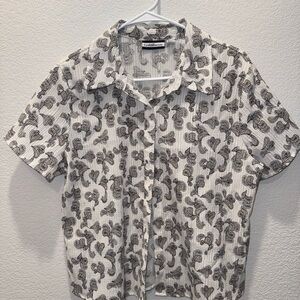 Croft & Barrow Women's White and Black Patterned Button Down Shirt